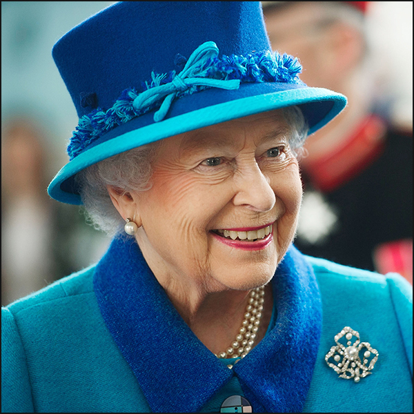 Queen-in-Colour_2
